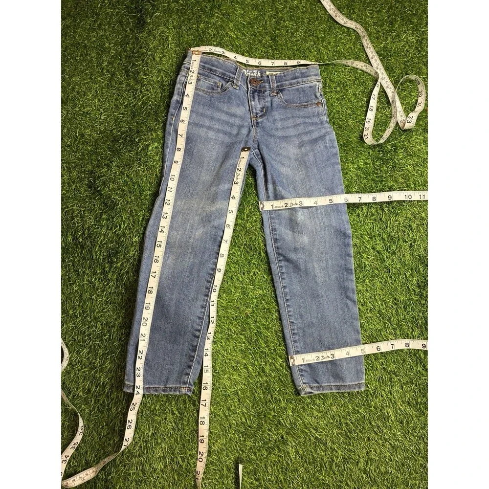 B’gosh Jeans Lot of 2 Size 5T Skinny Super Skinny Dark & Light Wash Cute!!